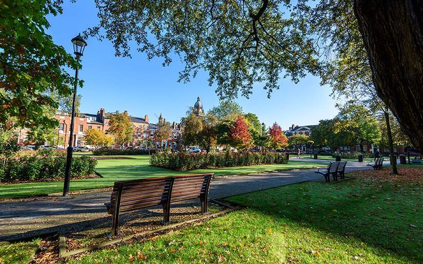 הפארק העירוני בעיירה לידס אנגליה הפארק העירוני בעיירה לידס אנגליה